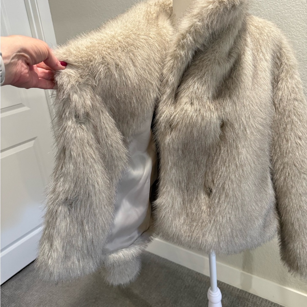 Commese Khaki Faux Fur Button Wool Coat, NWT - Picture 8 of 12